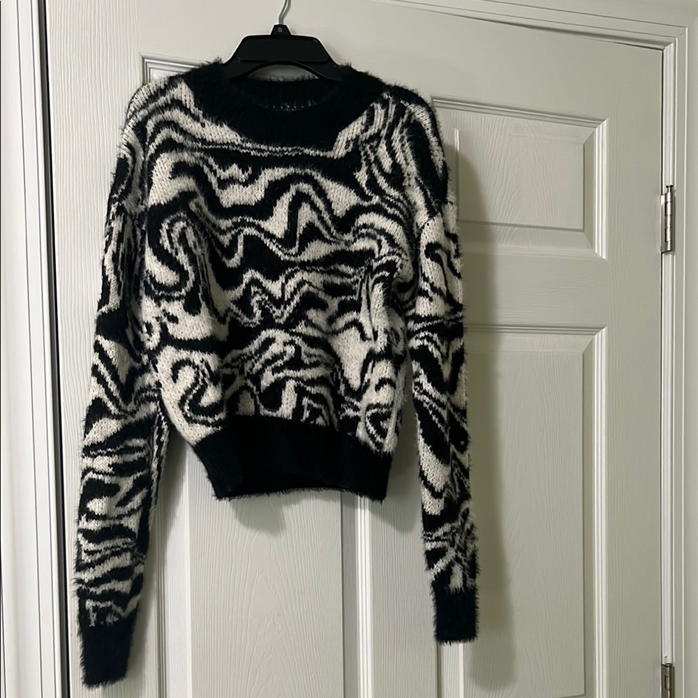 Black and White Patterned Sweater